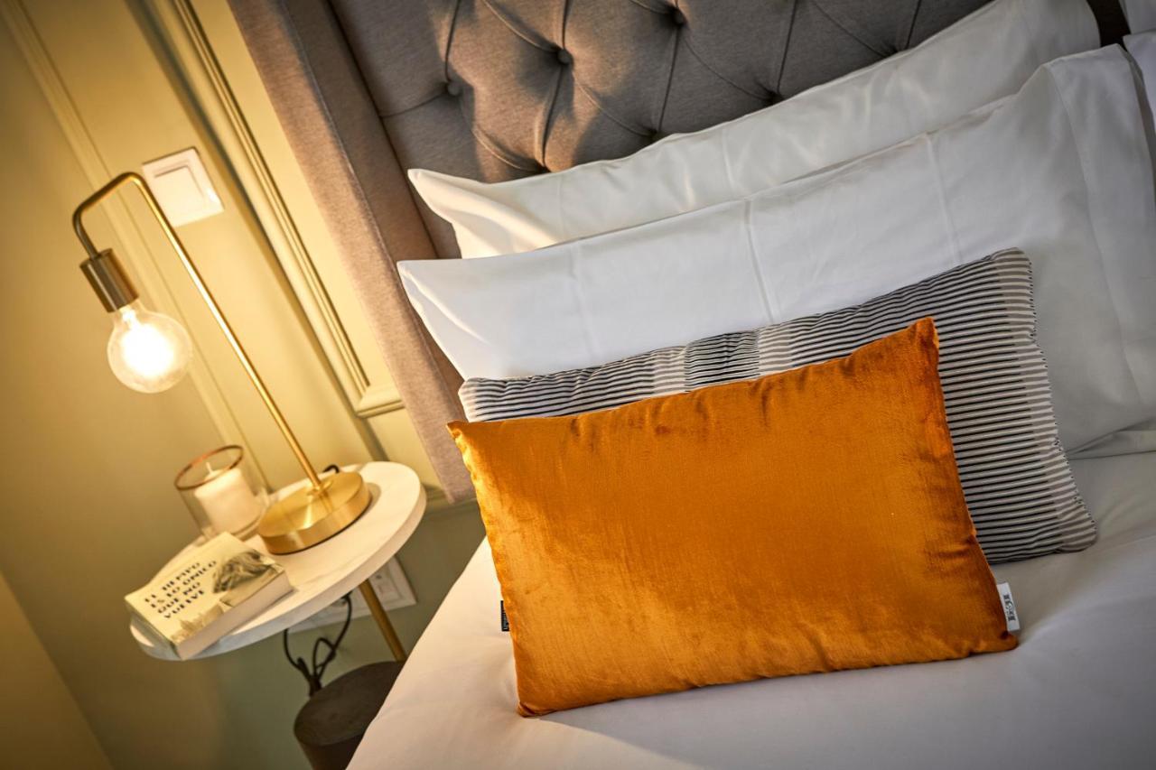 L&H La Latina Selection Aparthotel Madrid Exterior photo